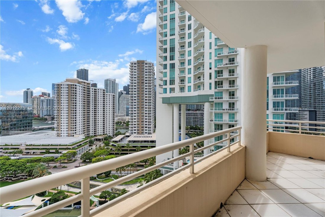 Condo in Miami, Florida, United States 3 - 17852752