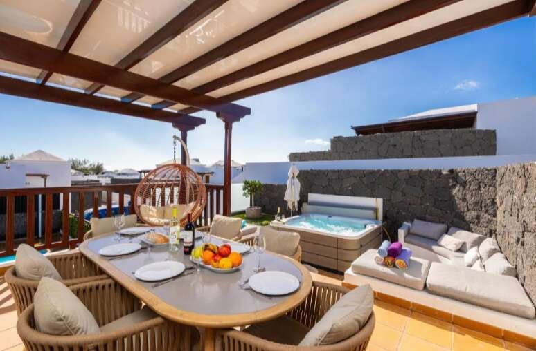 Villa in Playa Blanca, Yaiza, Spain 5 - 17851507