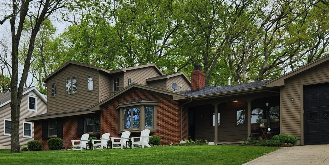 House in Port Clinton, Ohio, United States 2 - 17853980