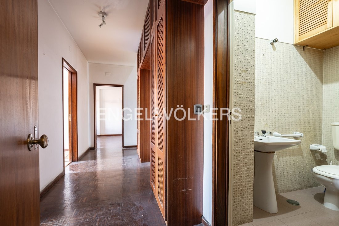 Apartment in Avenidas Novas, Lisbon, Portugal 5 - 17853384