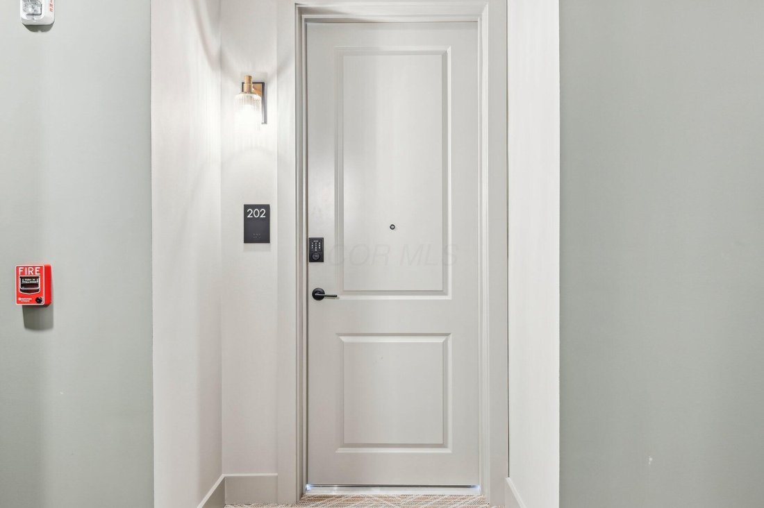 Condo in Columbus, Ohio, United States 1 - 17851440