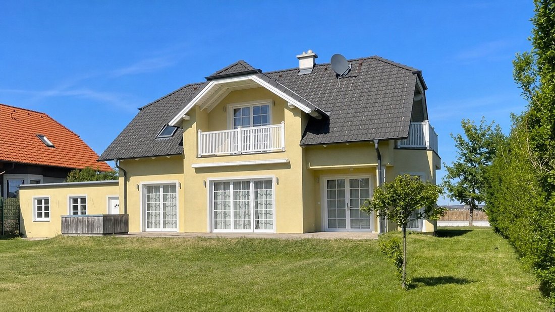 House in Weikersdorf am Steinfelde, Lower Austria, Austria 1 - 17853490