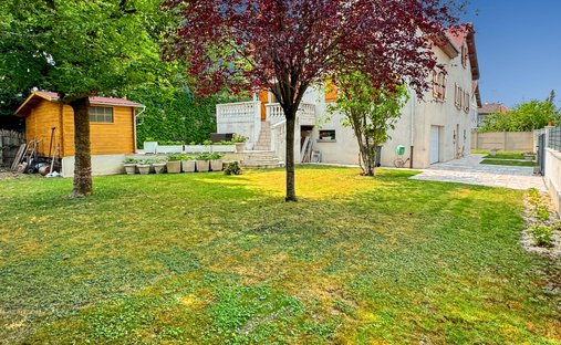 House in Centre Ancien, Bry-sur-Marne, France 1