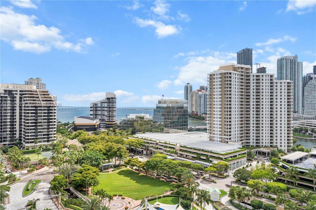 Condo in Miami, Florida, United States 1 - 17852752