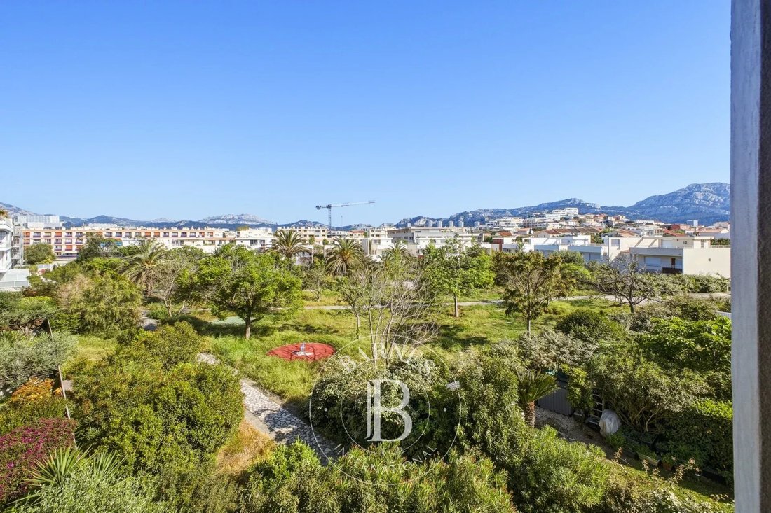 Apartment in Bonneveine, 8e Arrondissement, Marseille 2 - 17853252