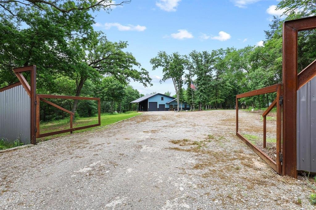 House in Bonham, Texas, United States 3 - 17564144