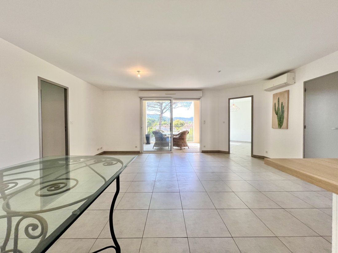 Apartment in Ville-Les Saquedes-Le Bouillonnet, Sainte-Maxime, France 4 - 17852634
