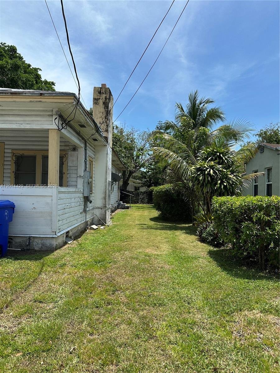 House in Miami, Florida, United States 5 - 17855171