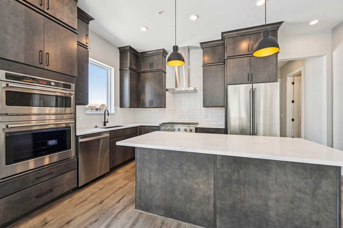 Condo in Columbus, Ohio, United States 5 - 17851440