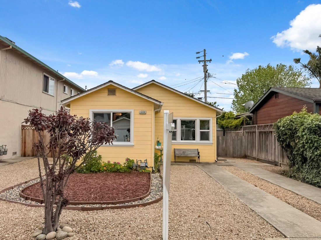 House in Capitola, California, United States 2 - 17854716
