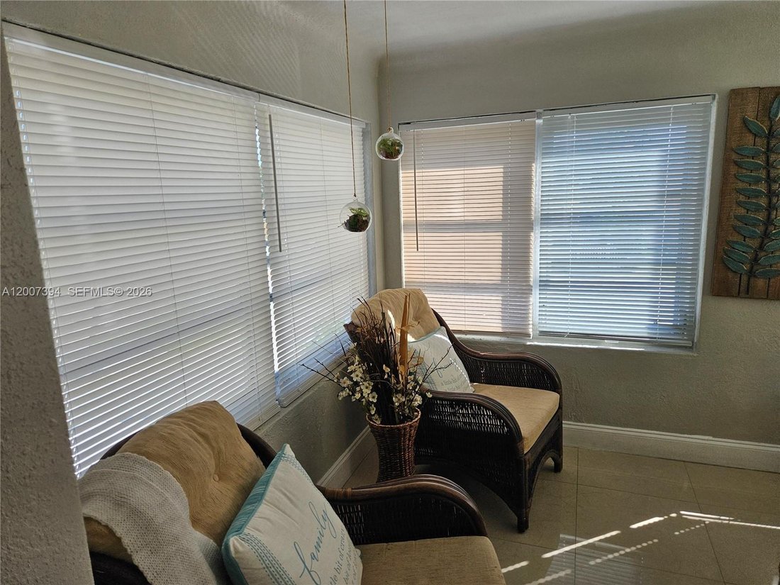 Apartment in Miami, Florida, United States 5 - 17855277
