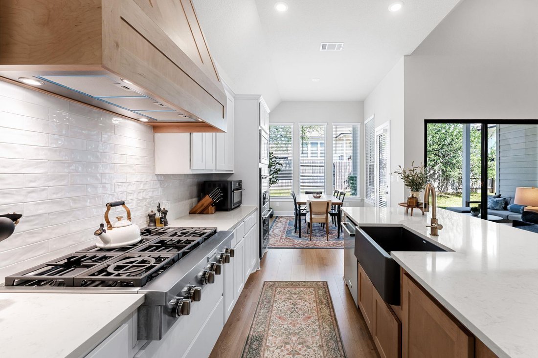 House in Georgetown, Texas, United States 3 - 17855370