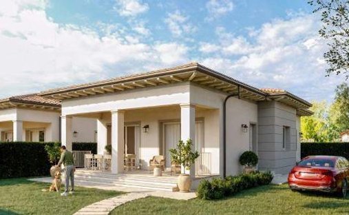 Villa in Pietrasanta, Tuscany, Italy 1