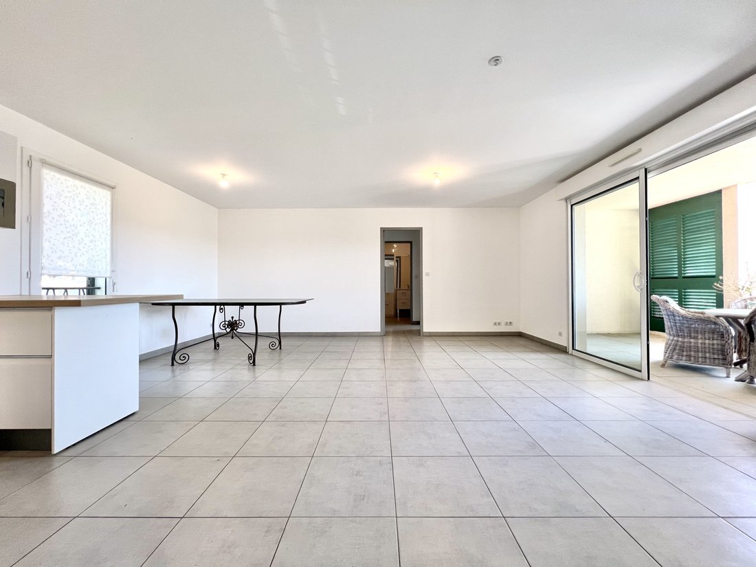 Apartment in Ville-Les Saquedes-Le Bouillonnet, Sainte-Maxime, France 2 - 17852634