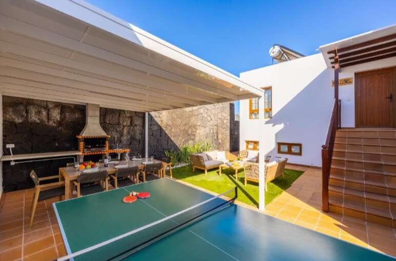 Villa in Playa Blanca, Yaiza, Spain 4 - 17851507