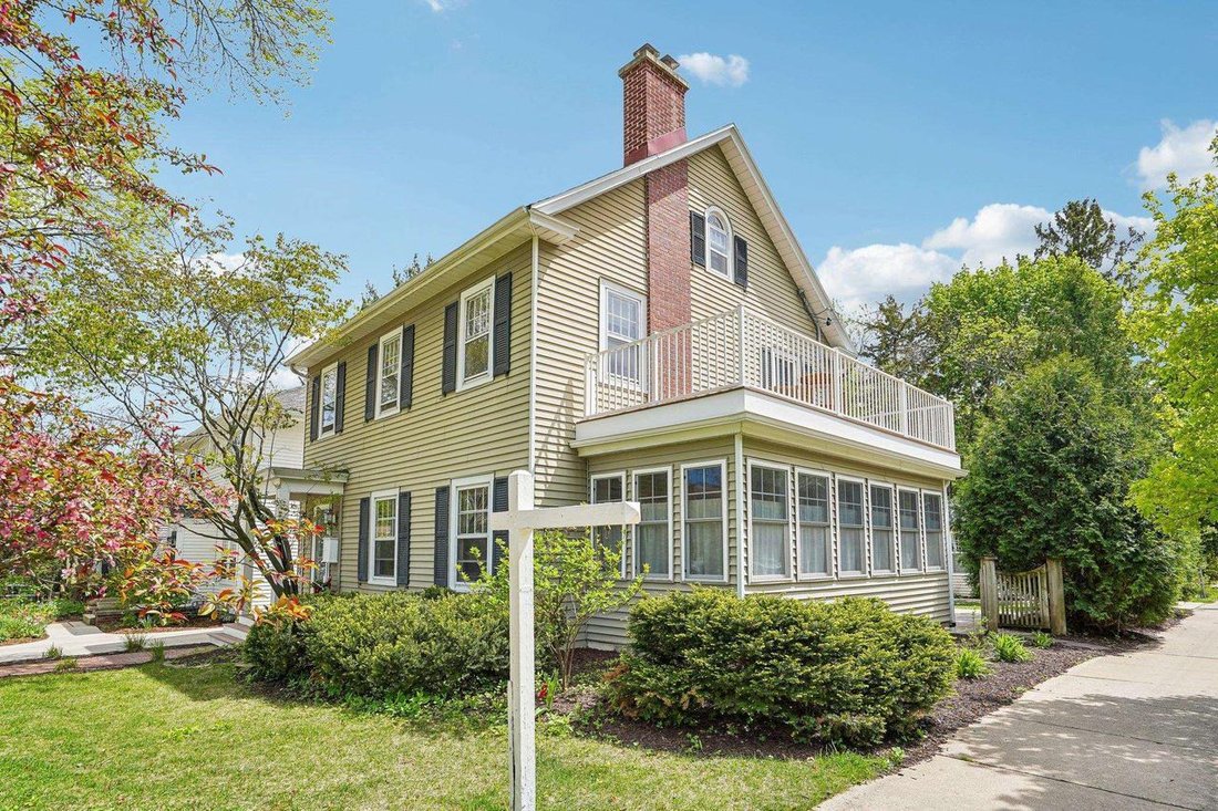 House in Maple Bluff, Wisconsin, United States 2 - 17854928