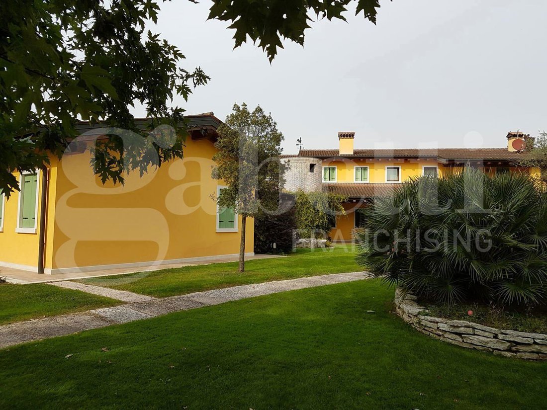 Villa in Poianella, Veneto, Italy 3 - 17856004