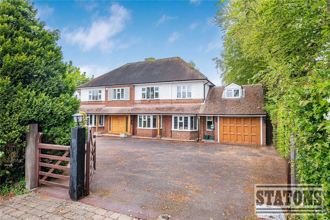 House in Cuffley, Northaw, England 2 - 17851651