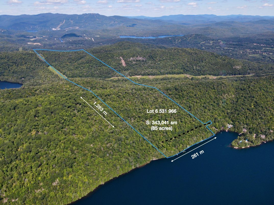Land in Mont-Tremblant, Quebec, Canada 1 - 17855879