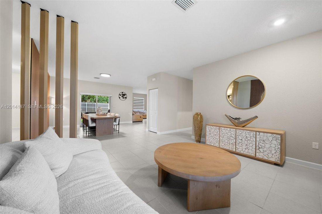 House in Miami, Florida, United States 5 - 17855231