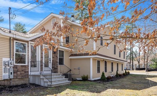 Salem, New Hampshire, United States 1