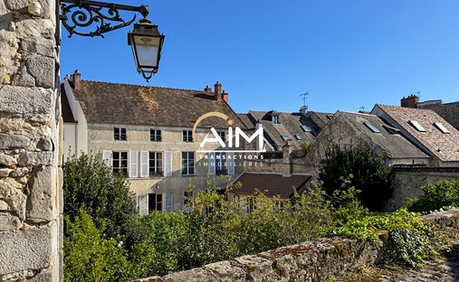 Villa in Saint Martin Sud, Étampes, France 1