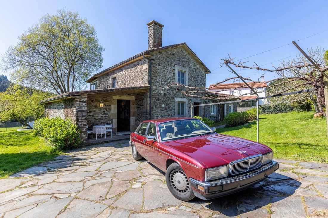 Villa in Oza-Cesuras, Galicia, Spain 1 - 17856287