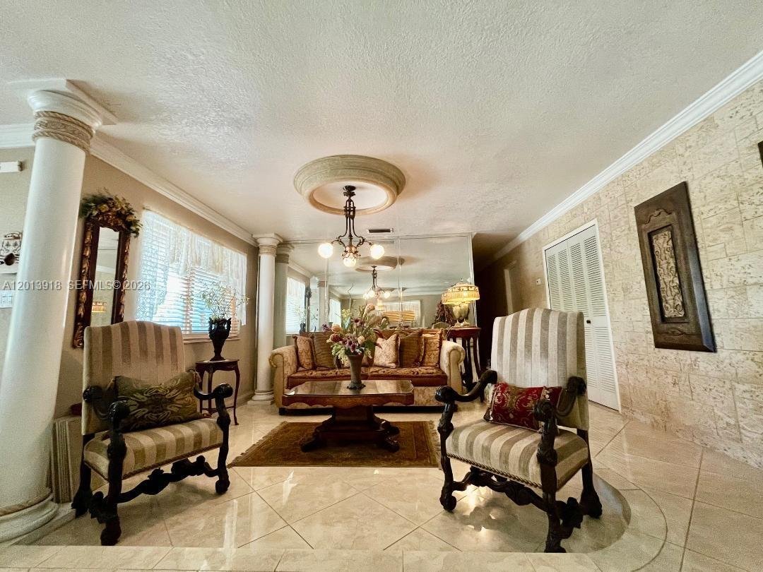 House in Miami, Florida, United States 4 - 17855283