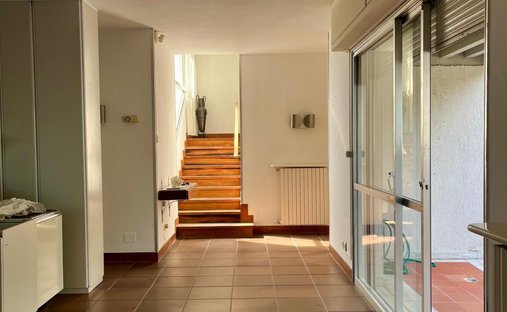 Penthouse in Ronchi, Massa, Italy 1