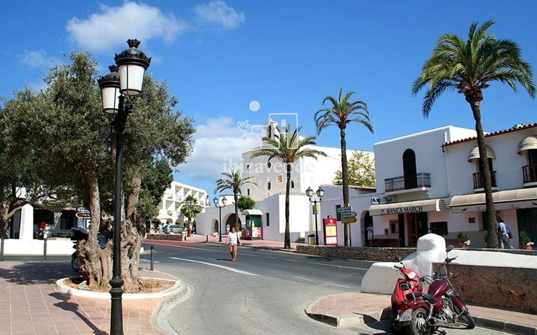 Villa in Sant Jordi de ses Salines, Sant Josep de sa Talaia, Balearic Islands 2 - 17852387