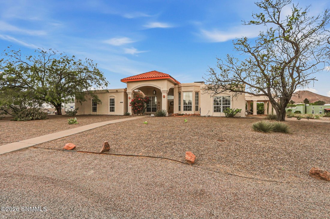 House in Las Cruces, New Mexico, United States 2 - 17856978
