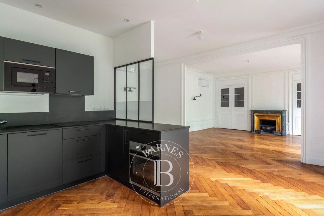 Apartment in Les Brotteaux-Bellecombe-Masséna, Lyon 6e Arrondissement, Lyon 4 - 17851851