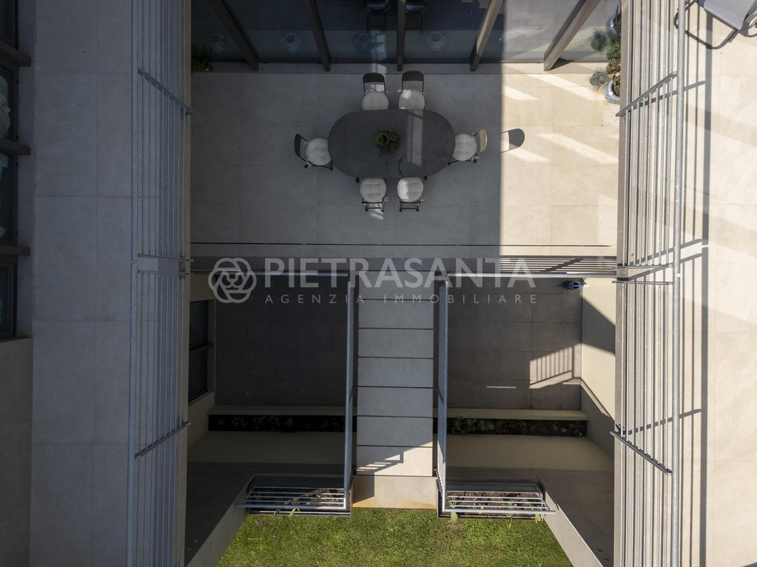 Villa in Tonfano, Pietrasanta, Italy 4 - 17851363