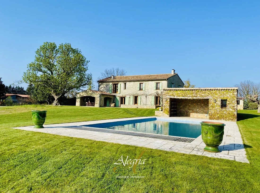 Country House in Fox-Amphoux, Provence-Alpes-Côte d'Azur, France 4 - 15941077