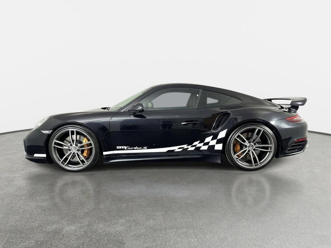 Coupe in Pompano Beach, FL, United States 5 - 16702614