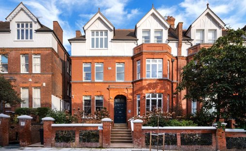 House in Hampstead, Camden, England 1