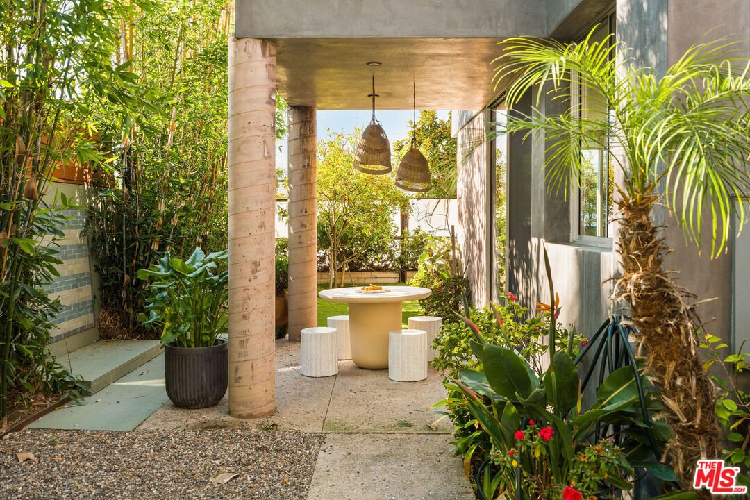 House in Los Angeles, California, United States 5 - 17852768