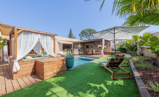 Villa in Tour de Mare, Frejus, France 1