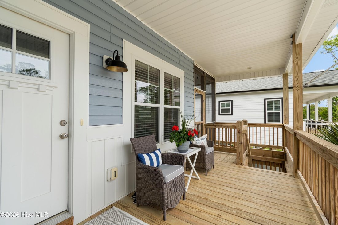 House in Oak Island, North Carolina, United States 2 - 17851816