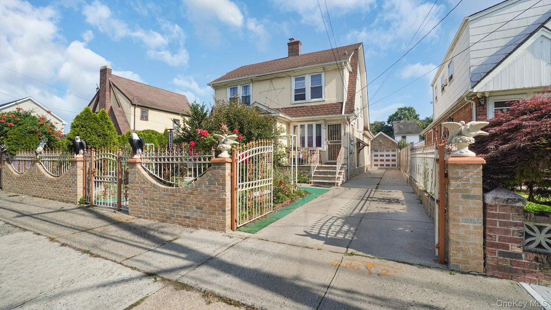 House in New York, New York, United States 2 - 17854945
