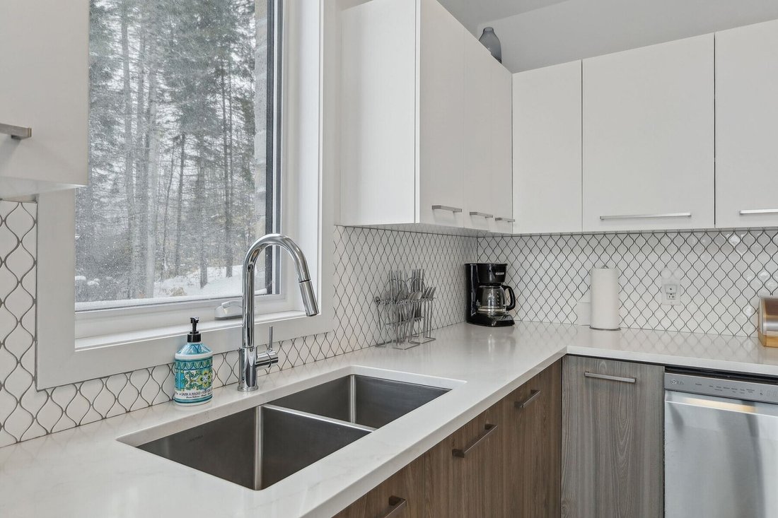 House in La Conception, Quebec, Canada 5 - 17058184