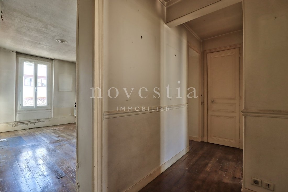 Apartment in Belleville-Saint Maur, Paris 11e Arrondissement, Paris 3 - 17852501