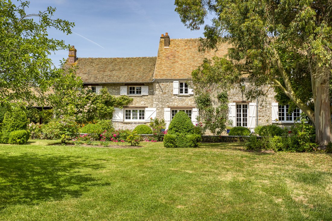 House in Longnes, Ile-de-France, France 1 - 17855554