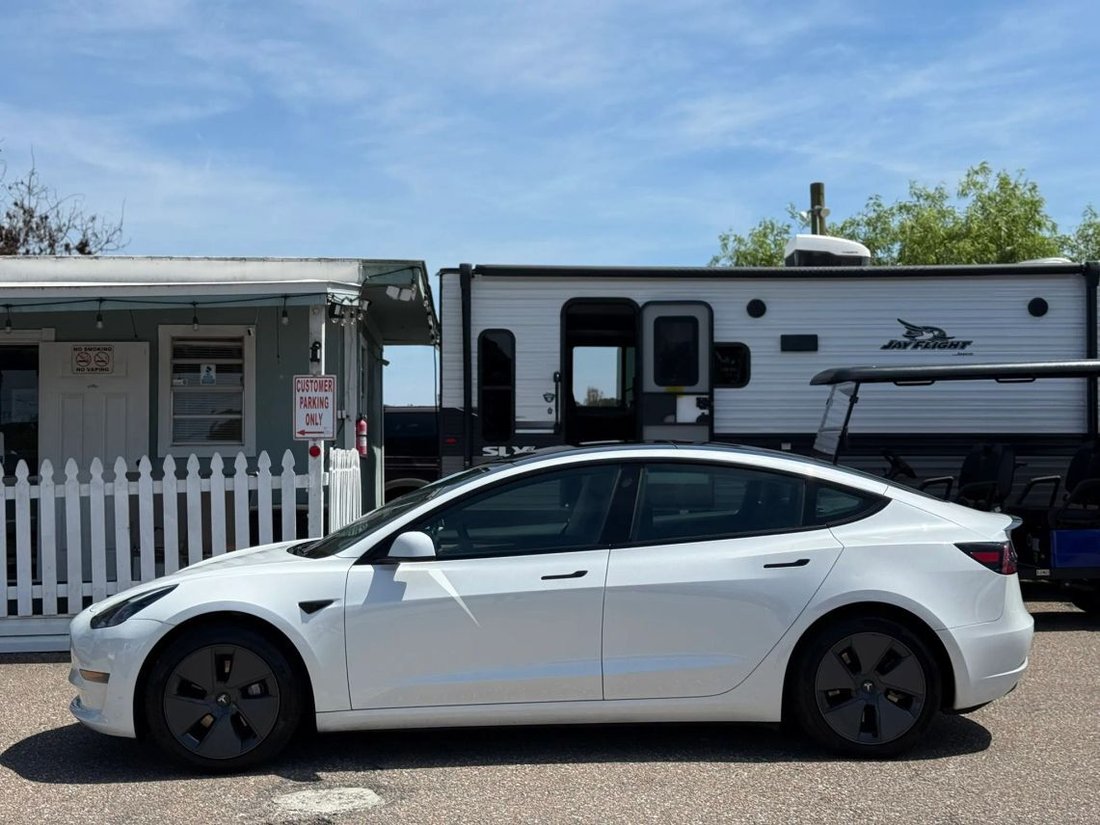 Sedan in Orlando, FL, United States 5 - 17856830