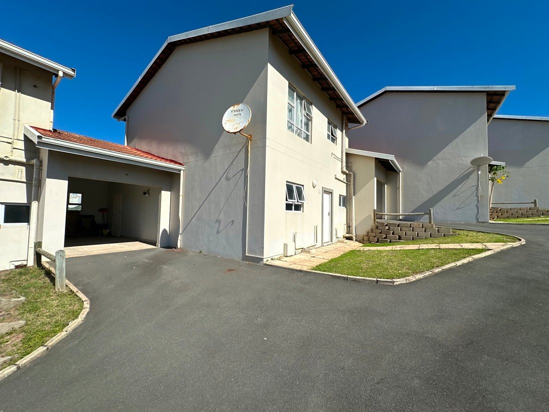 Estate in Scottburgh, KwaZulu-Natal, South Africa 5 - 17847776