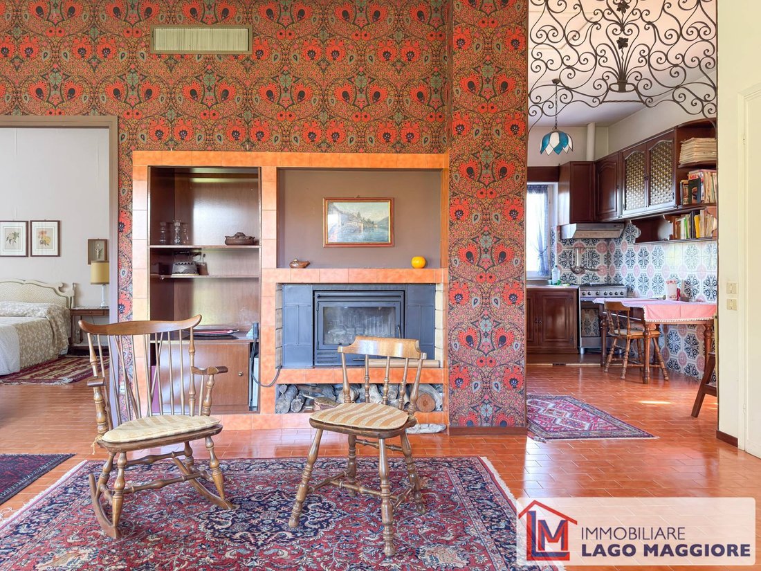 Villa in Ranco, Lombardy, Lombardy, Italy 2 - 17857107
