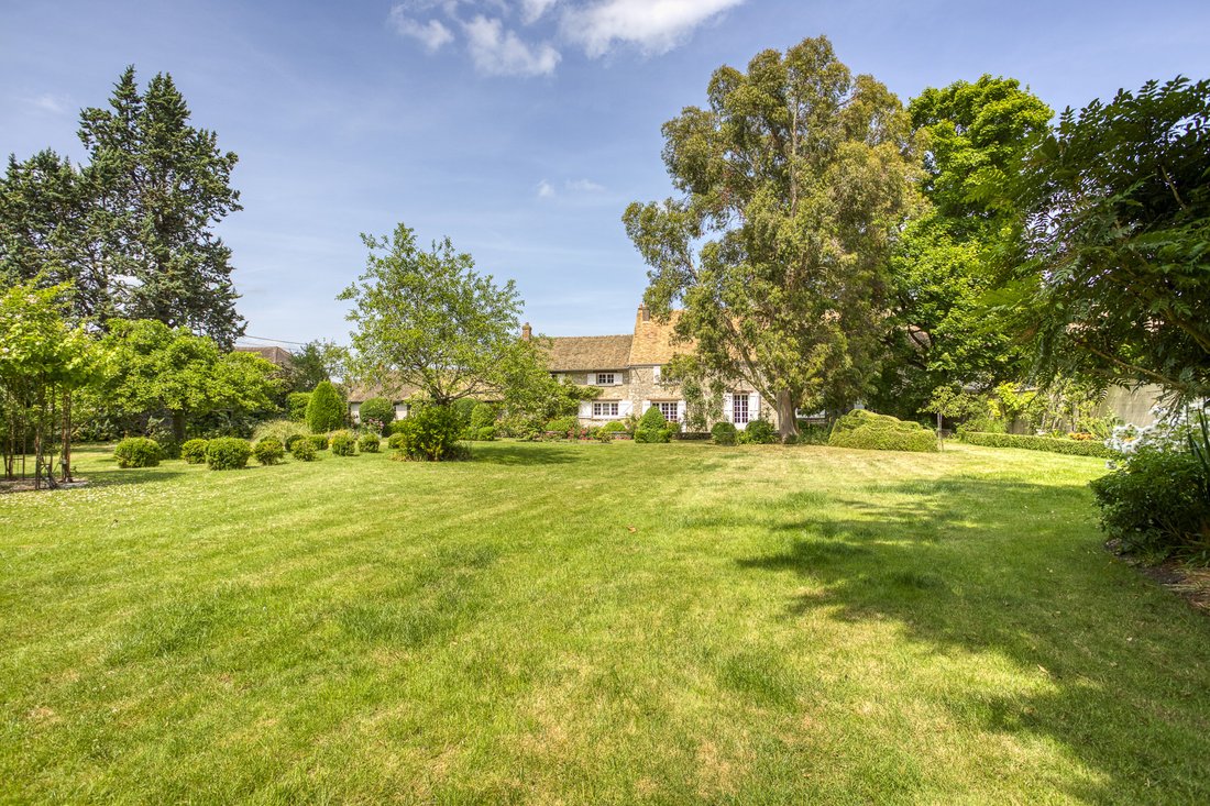 House in Longnes, Ile-de-France, France 4 - 17855554
