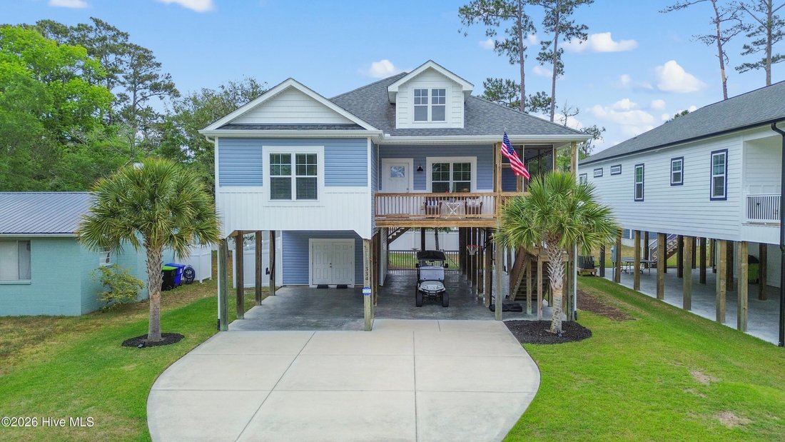 House in Oak Island, North Carolina, United States 1 - 17851816
