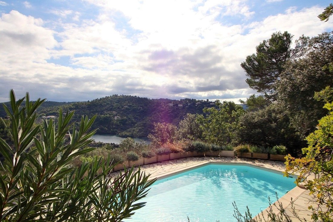 House in Esparron-de-Verdon, Provence-Alpes-Côte d'Azur, France 5 - 17852608