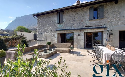 House in Biviers, Auvergne-Rhône-Alpes, France 1